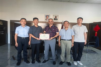 非洲国际仲裁中心会见印度商会会长托尼先生